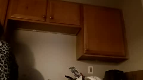 Snapshot of candyredxo2024 chatting on 10-12-25, 07:24 candyredxo2024 online show from 10-12-25, 07:24