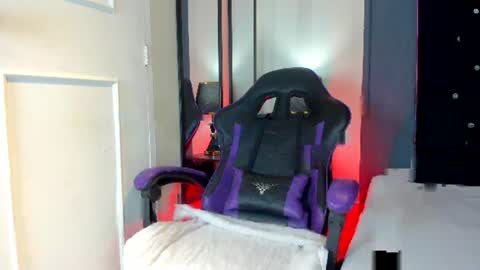 Snapshot of candyrose__ chatting on 07-07-26, 11:47 candyrose__ online show from 07-07-26, 11:47