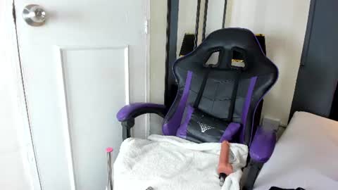 Snapshot of candyrose__ chatting on 07-26-26, 12:01 candyrose__ online show from 07-26-26, 12:01