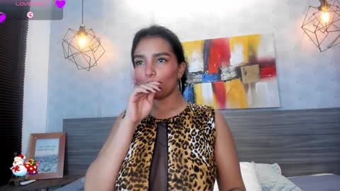 Snapshot of candys_victoria chatting on 12-05-24, 06:10 Candys Victoria online show from 12-05-24, 06:10