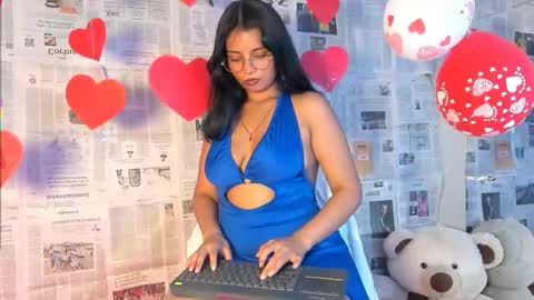 Snapshot of candys_victoria chatting on 02-15-25, 03:42 Candys Victoria online show from 02-15-25, 03:42