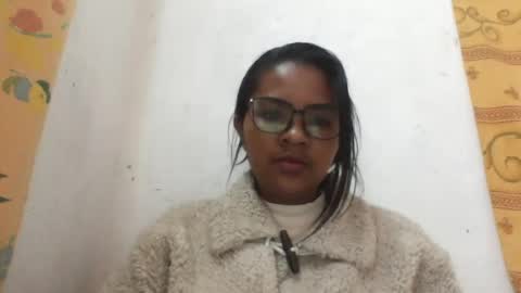 Snapshot of candysourensx chatting on 06-18-26, 05:30 CandySourensx online show from 06-18-26, 05:30