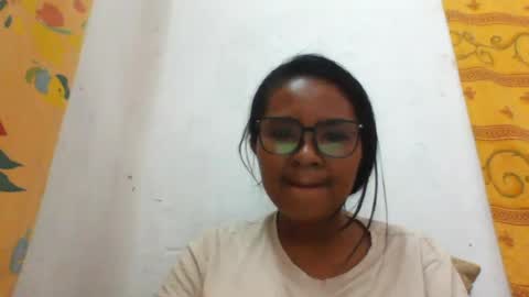 Snapshot of candysourensx chatting on 06-18-26, 12:09 CandySourensx online show from 06-18-26, 12:09