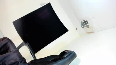 Snapshot of candyssluttt chatting on 07-08-26, 01:15 candyssluttt online show from 07-08-26, 01:15
