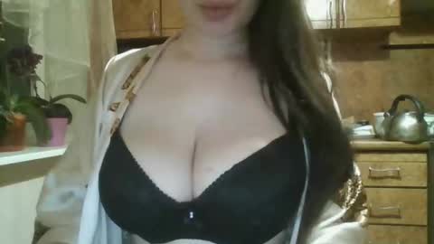 Snapshot of candyxdiamond chatting on 05-15-26, 09:11 CandyXDiamond online show from 05-15-26, 09:11