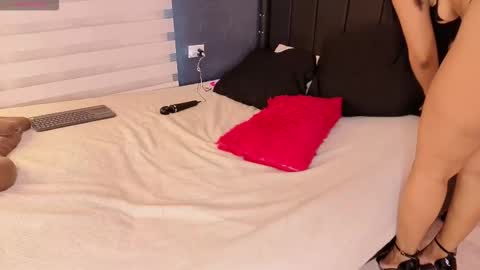 Snapshot of candyy_love1 chatting on 10-03-25, 02:03 candyy_love1 online show from 10-03-25, 02:03