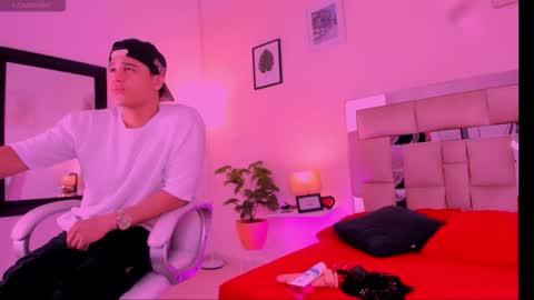 Candy online show from 09-30-25, 06:02