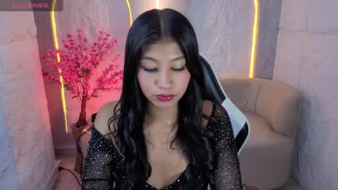 Canela  online show from 05-28-26, 02:53