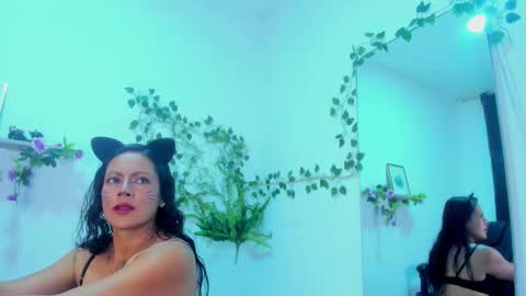 canelaa___ online show from 10-10-25, 02:38