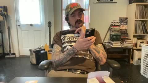 cantleavethehouse online show from 02-23-25, 06:12