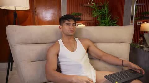 Snapshot of capizzi_ chatting on 03-02-26, 05:08 David Capizzi online show from 03-02-26, 05:08