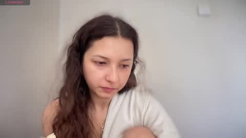 Snapshot of cappuccinokiss chatting on 02-21-25, 09:34 Emma online show from 02-21-25, 09:34