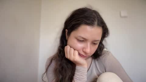 Snapshot of cappuccinokiss chatting on 10-14-25, 05:30 Emma online show from 10-14-25, 05:30