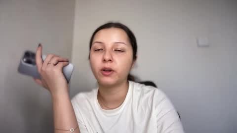 Emma online show from 03-16-26, 08:07