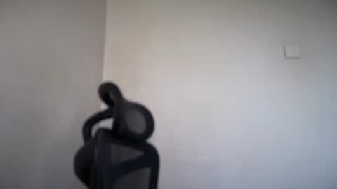 Snapshot of cappuccinokiss chatting on 07-02-26, 07:25 Emma online show from 07-02-26, 07:25