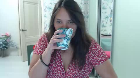 cappuchinno online show from 11-22-25, 07:13