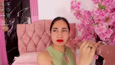 Snapshot of capricornio_16 chatting on 09-27-25, 04:39 CAPRICORNIO online show from 09-27-25, 04:39