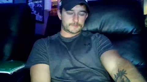 Snapshot of captainjkyachty chatting on 05-13-26, 10:27 Jkyachtyxx online show from 05-13-26, 10:27