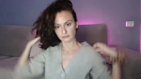 Snapshot of carakat chatting on 01-27-25, 11:22 carakat online show from 01-27-25, 11:22