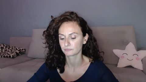 Snapshot of carakat chatting on 09-13-25, 09:25 carakat online show from 09-13-25, 09:25