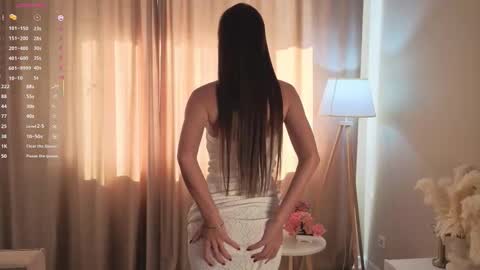 Bella online show from 09-26-25, 08:07