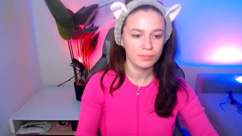 Snapshot of care_sensual chatting on 02-06-26, 04:50 Mary online show from 02-06-26, 04:50