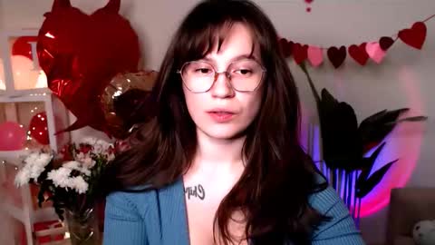 Snapshot of care_sensual chatting on 03-29-26, 11:27 Mary online show from 03-29-26, 11:27