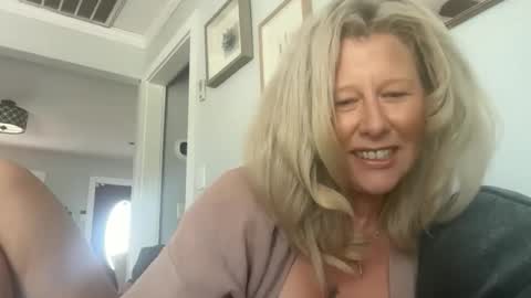 carebear5719 online show from 03-21-26, 05:27