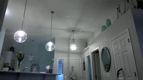 Caressluving online show from 04-04-26, 11:24