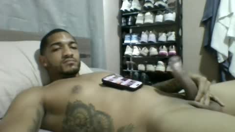 Snapshot of caribbeanboy297 chatting on 06-24-26, 07:57 caribbeanboy297 online show from 06-24-26, 07:57
