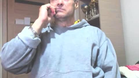 Laz online show from 11-19-25, 09:48