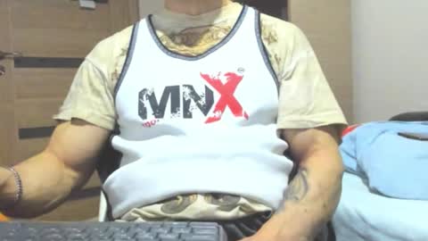 Snapshot of carin_the_body chatting on 12-16-25, 03:39 Laz online show from 12-16-25, 03:39