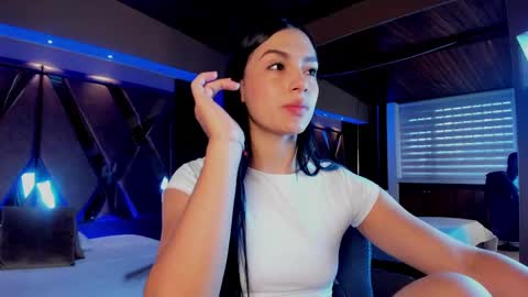 Carina online show from 02-25-25, 12:24