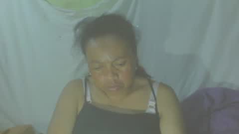 carinesexy69 online show from 10-06-25, 12:35