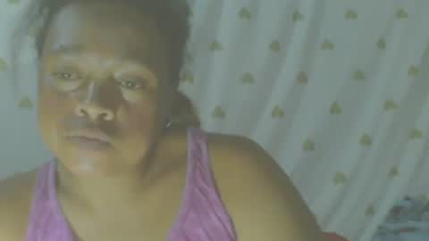 carinesexy69 online show from 11-10-25, 02:16