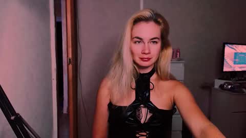 Carin online show from 09-16-25, 08:43