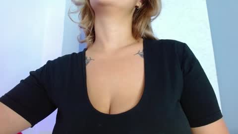 Carla online show from 04-17-26, 11:57