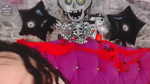 Carla naugthy  online show from 10-27-25, 12:53