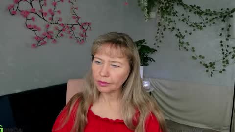 Carla Vogue online show from 12-04-25, 10:13