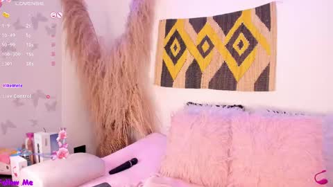 Snapshot of carla_wet18 chatting on 03-06-25, 05:46 Carla Wet18 online show from 03-06-25, 05:46