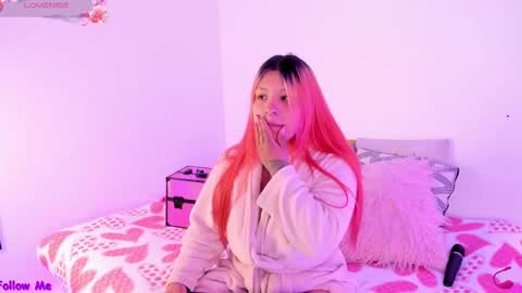 Snapshot of carla_wet18 chatting on 10-01-25, 12:33 Carla Wet18 online show from 10-01-25, 12:33