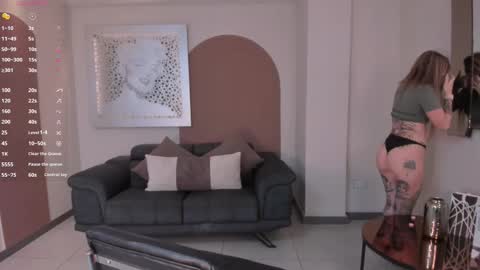 Snapshot of carlabrunni_ chatting on 11-18-25, 12:20 Carla Bunnis online show from 11-18-25, 12:20