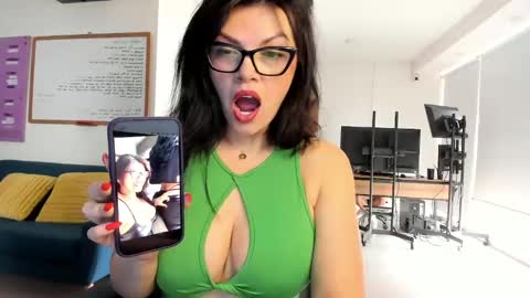 Carla Connor online show from 03-02-25, 03:59