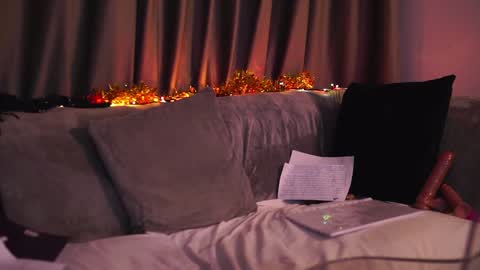 CarlaGavin online show from 01-15-25, 03:50