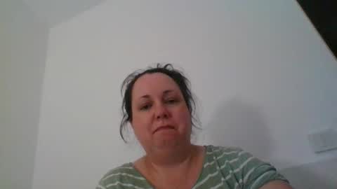 Snapshot of carlaruth chatting on 09-09-25, 02:11 Carlaruth online show from 09-09-25, 02:11