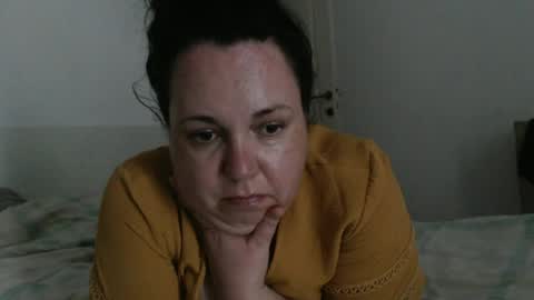 Snapshot of carlaruth chatting on 06-27-26, 09:47 Carlaruth online show from 06-27-26, 09:47