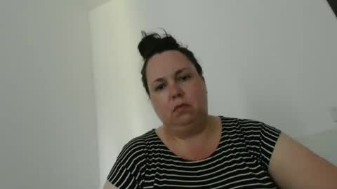 Snapshot of carlaruth chatting on 06-29-26, 12:05 Carlaruth online show from 06-29-26, 12:05