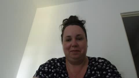 Snapshot of carlaruth chatting on 07-07-26, 12:42 Carlaruth online show from 07-07-26, 12:42