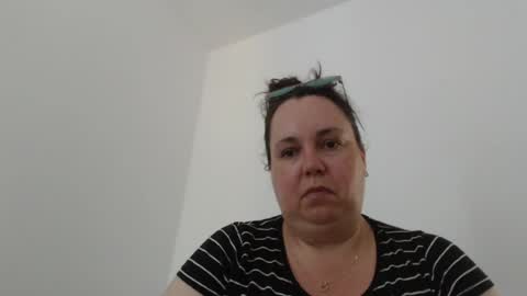 Snapshot of carlaruth chatting on 07-09-26, 07:01 Carlaruth online show from 07-09-26, 07:01