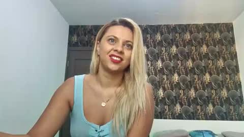 Snapshot of carlastacefun chatting on 10-21-25, 05:52 CarlaStaceFun online show from 10-21-25, 05:52